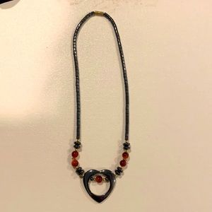 Costume beaded necklace black and auburn beads